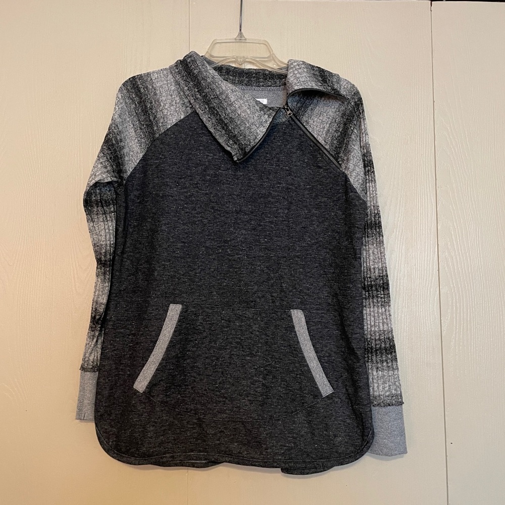 Maurices Sweater